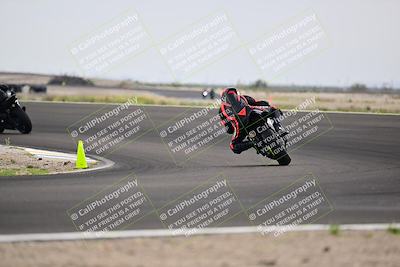 media/Apr-18-2025-TrackDaz (Fri) [[45f5874c44]]/C Group/Session 2 (Turn 10)/